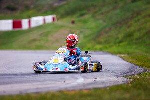 Vincent Stiffel mit der Startnummer 194 und Onboard-Kamera auf der Strecke in Wackersdorf